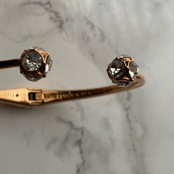 Kate spade lady marmalade open cuff bracelet. Color rose gold . - Picture 2 of 7